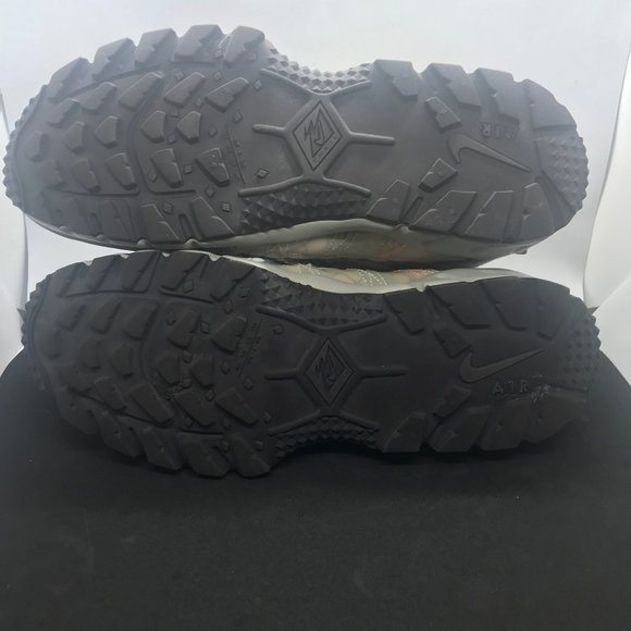 Nike air Humara 17” Premium Camo Hiking Shoe - Picture 8 of 8
